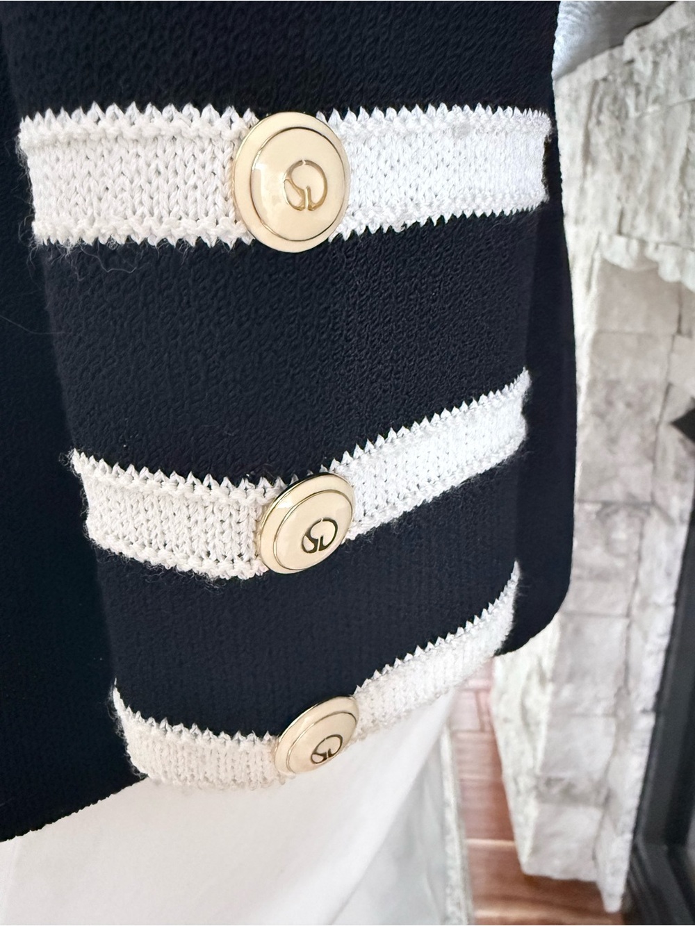 St. John Collection Santana Knit Striped Zip Jacket Black Ivory 4 - Picture 7 of 11